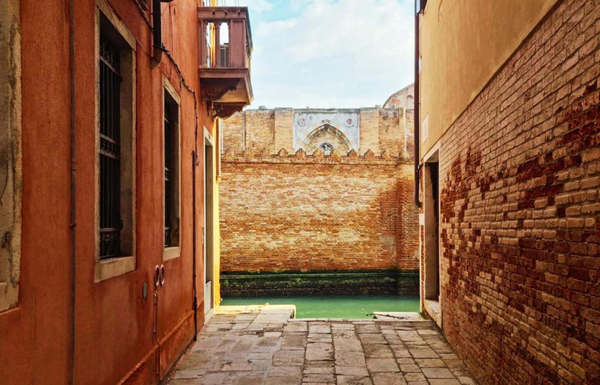 Pavarotti Venice Exterior photo